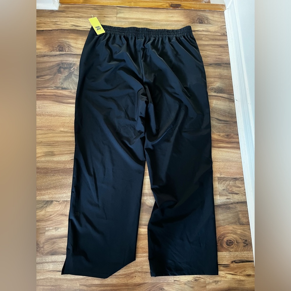 XXL - ALL IN MOTION - light pants NWT